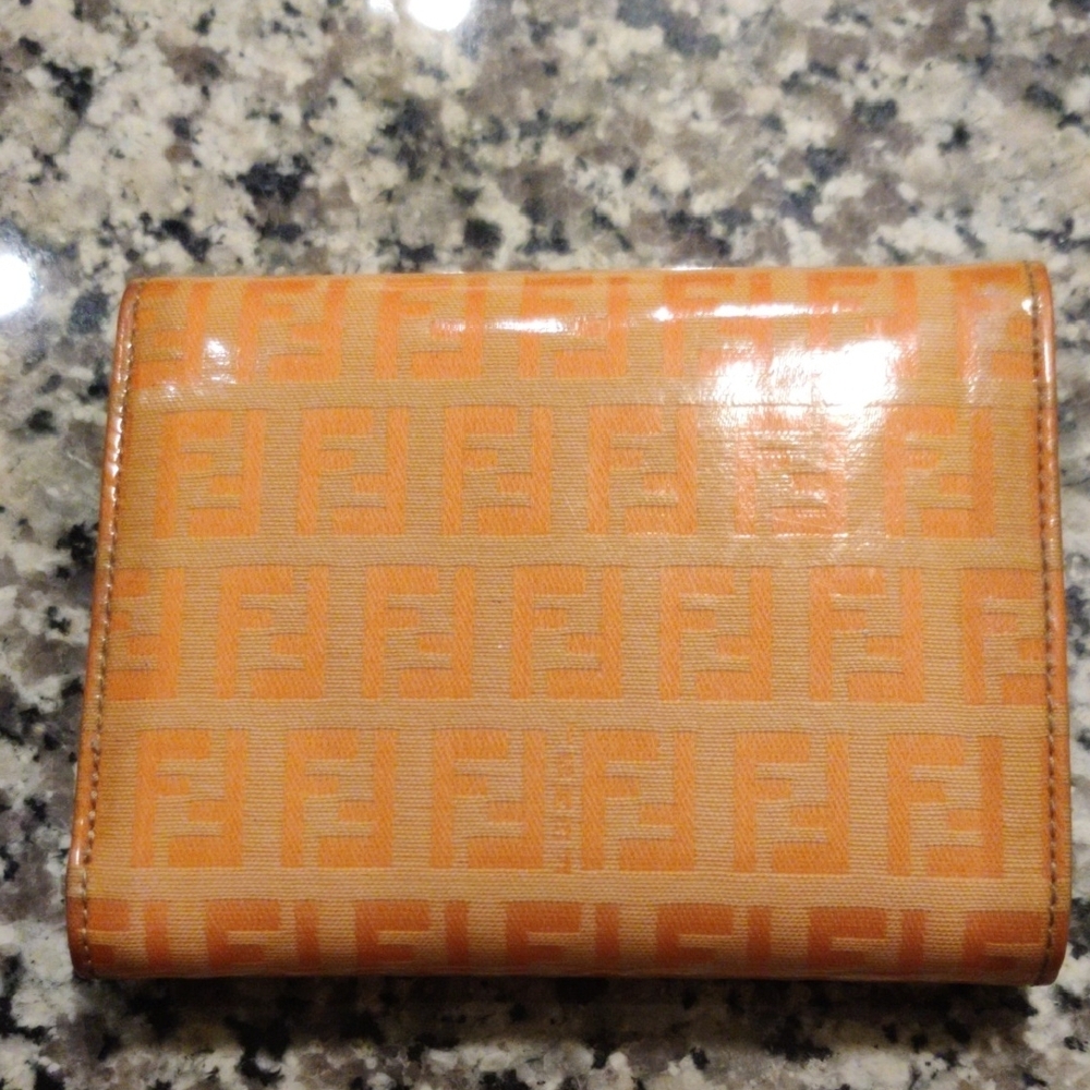 Fendi Tangerine Wallet with Gold Accent - Picture 2 of 11
